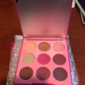 Morphe 9J Just A Crush Artistry Eyeshadow Palette
